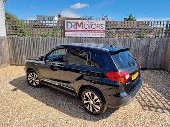 Used Suzuki Vitara 2017 for sale - 78500990: Photo