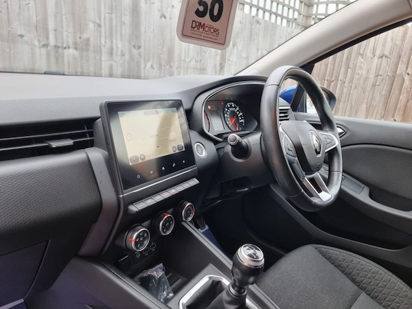 Used Renault Clio 2020 for sale - 76210628: Photo 12