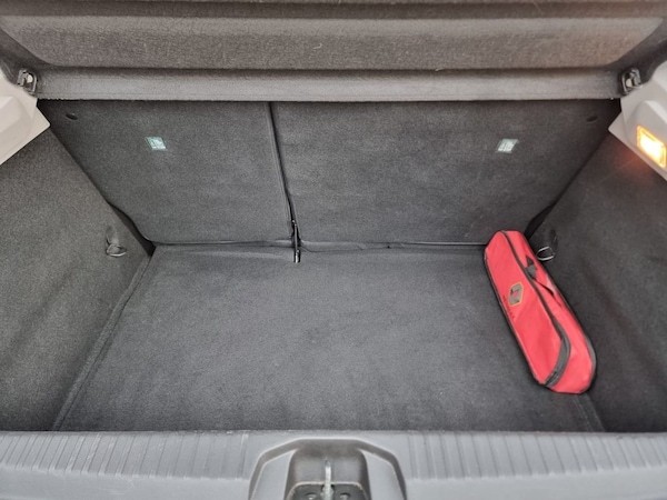 Used Renault Clio 2020 for sale - 76210628: Photo 35
