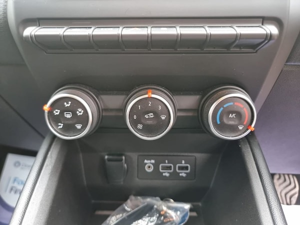 Used Renault Clio 2020 for sale - 76210628: Photo 45
