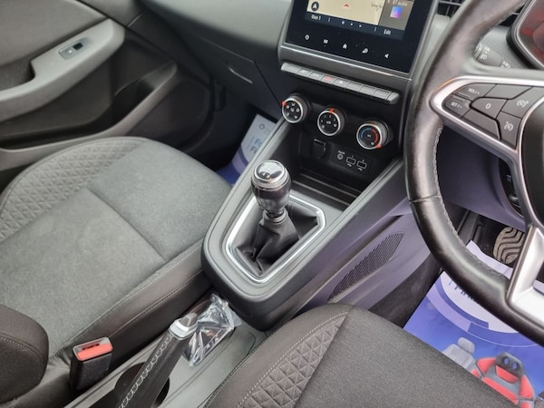 Used Renault Clio 2020 for sale - 76210628: Photo 46