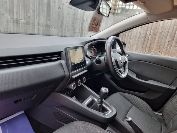 Used Renault Clio 2020 for sale - 76210628: Photo 7