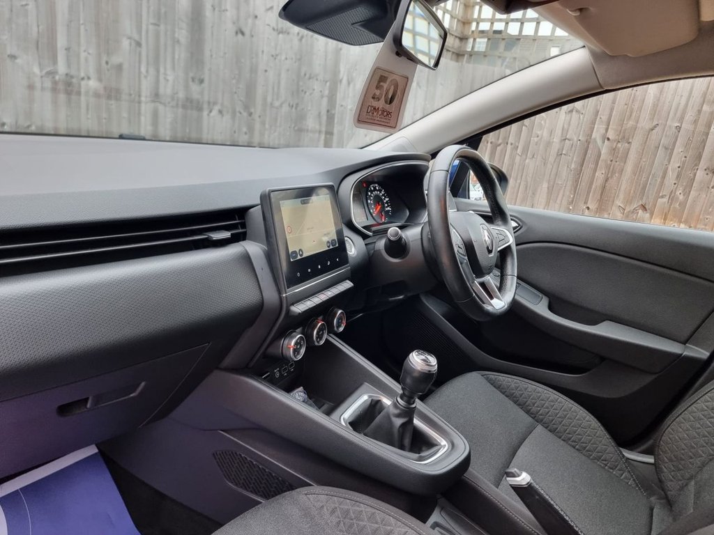 Used Renault Clio 2020 for sale - 76210628: Photo 9