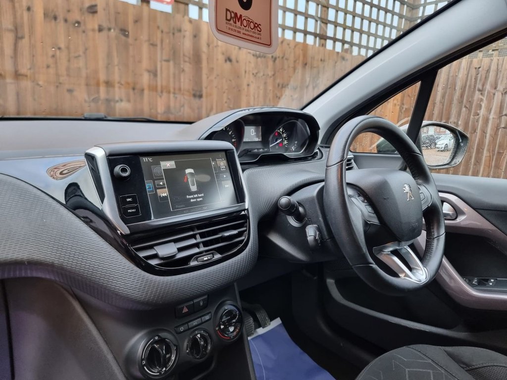 Used Peugeot 2008 2015 for sale - 76386475: Photo 18