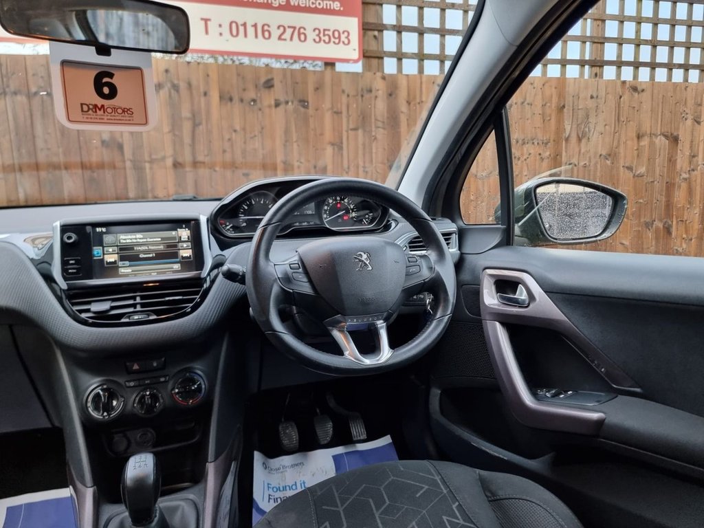 Used Peugeot 2008 2015 for sale - 76386475: Photo 24