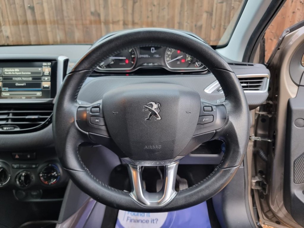 Used Peugeot 2008 2015 for sale - 76386475: Photo 34