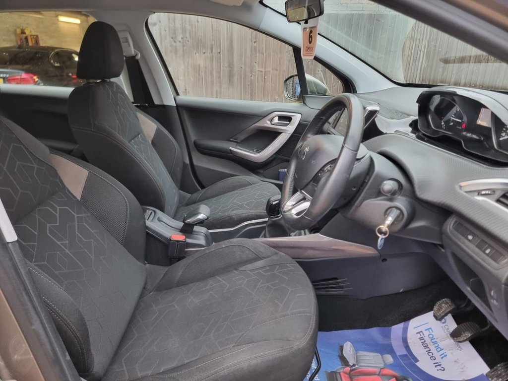 Used Peugeot 2008 2015 for sale - 76386475: Photo 37