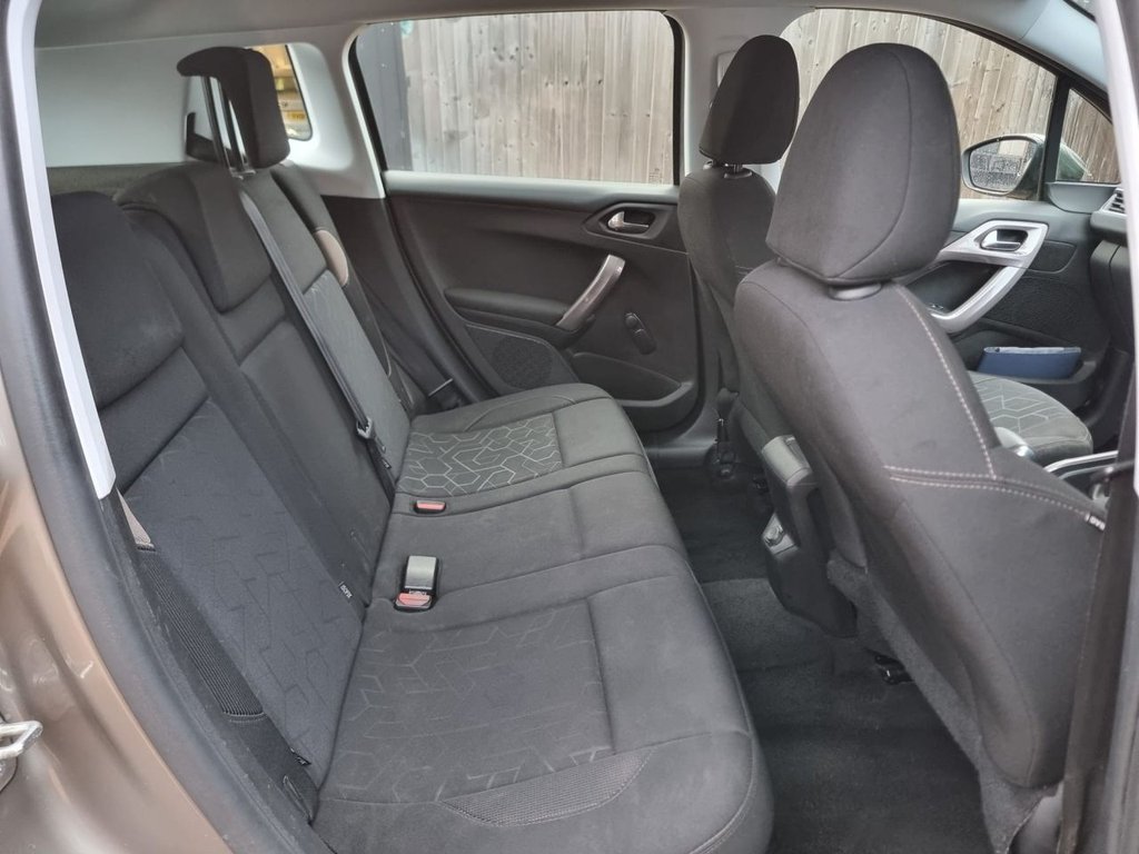 Used Peugeot 2008 2015 for sale - 76386475: Photo 42