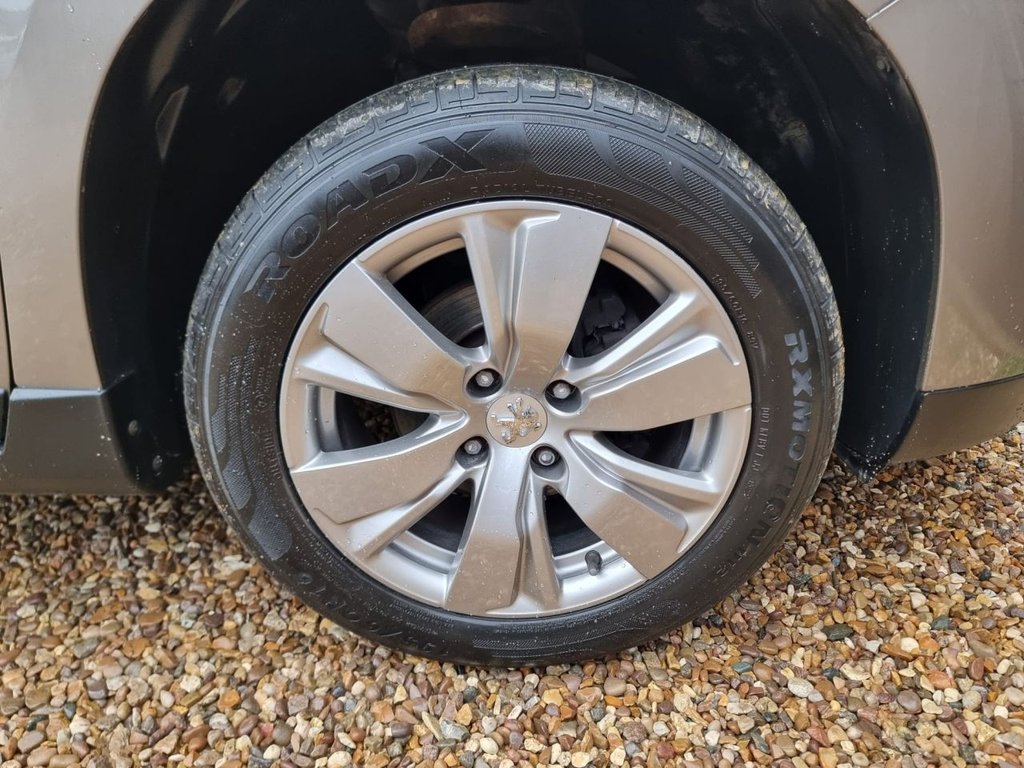 Used Peugeot 2008 2015 for sale - 76386475: Photo 44