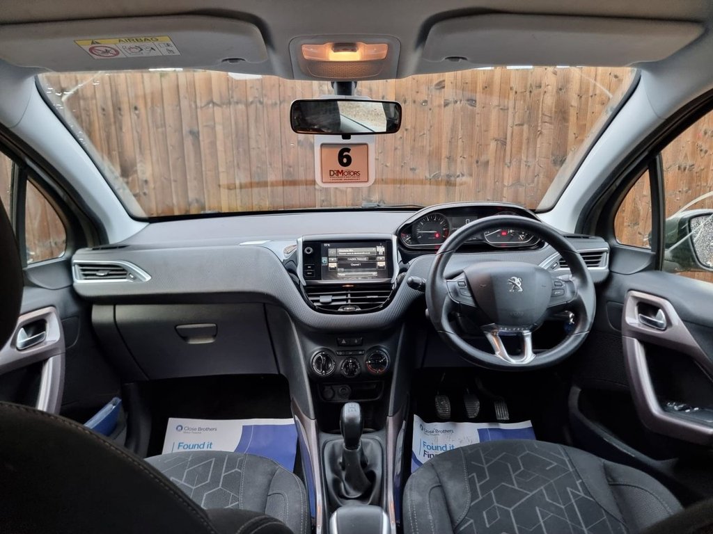 Used Peugeot 2008 2015 for sale - 76386475: Photo 6