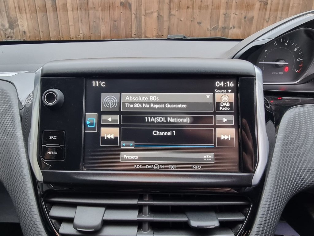 Used Peugeot 2008 2015 for sale - 76386475: Photo 7