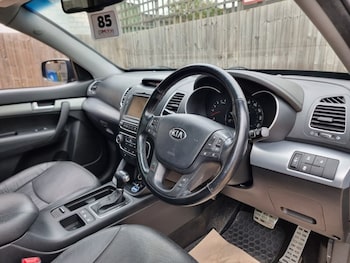 Used Kia Sorento 2015 for sale - 79300430: Photo