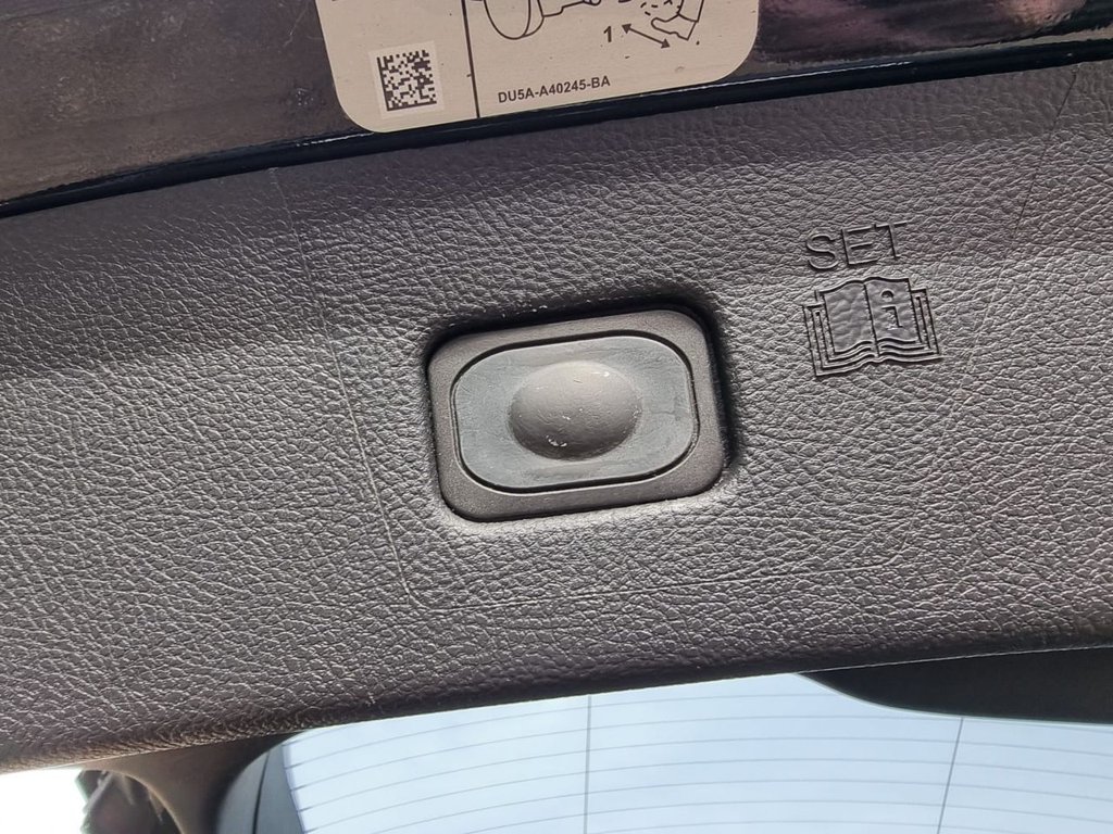 Used Ford Edge 2017 for sale - 77890851: Photo 44