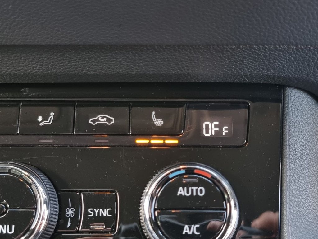 Used Skoda Karoq 2019 for sale - 75923675: Photo 9