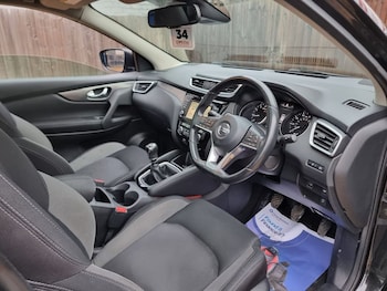 Used Nissan Qashqai 2018 for sale - 76642459: Photo