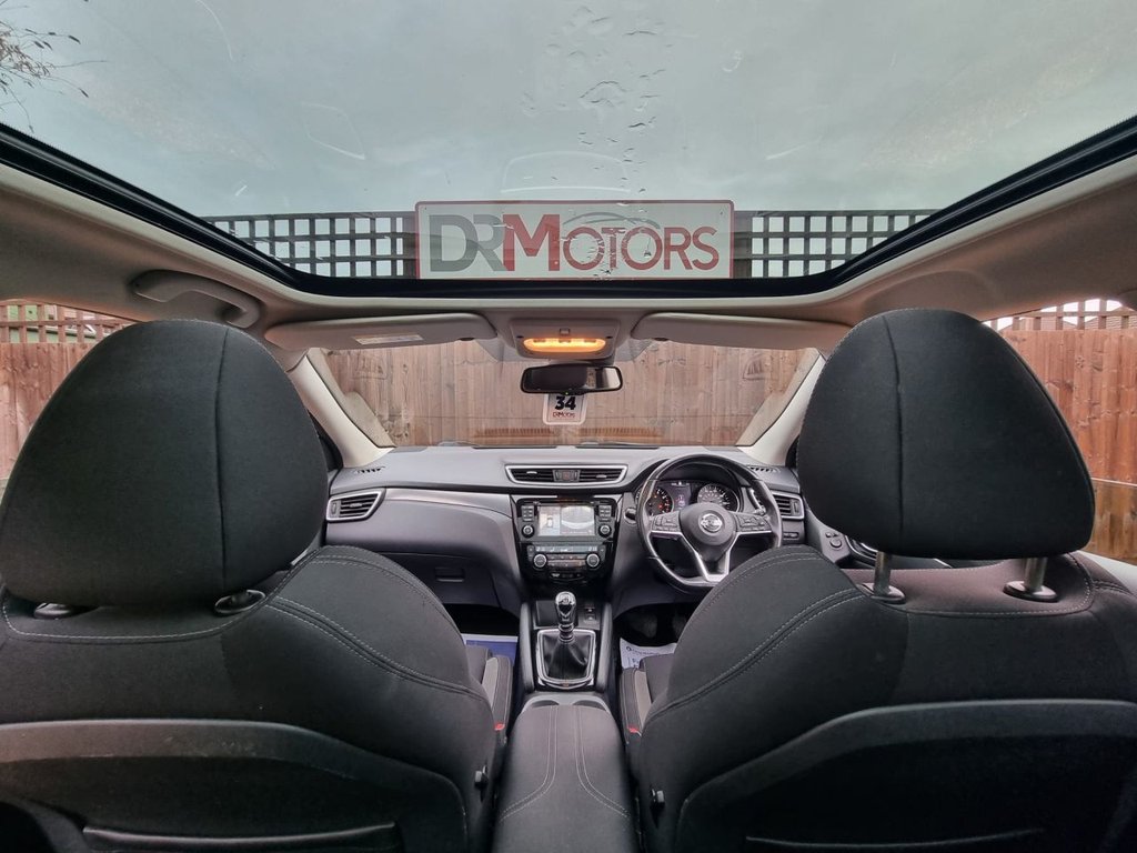 Used Nissan Qashqai 2018 for sale - 76642459: Photo 6