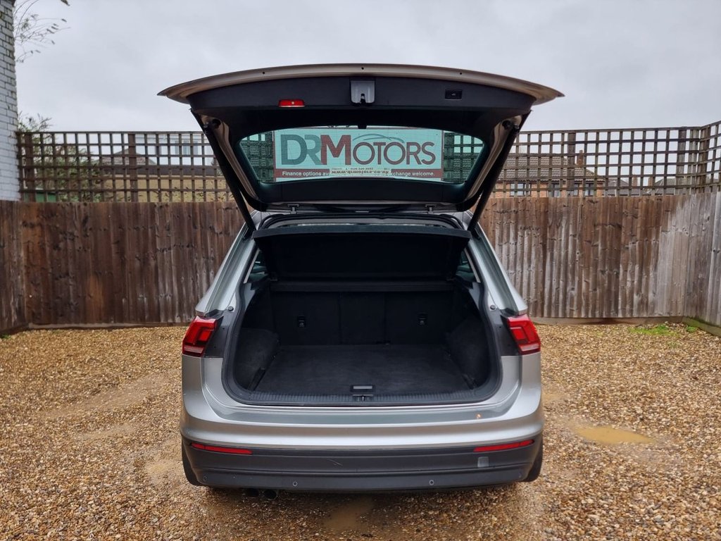 Used Volkswagen Tiguan 2016 for sale - 77111277: Photo 38