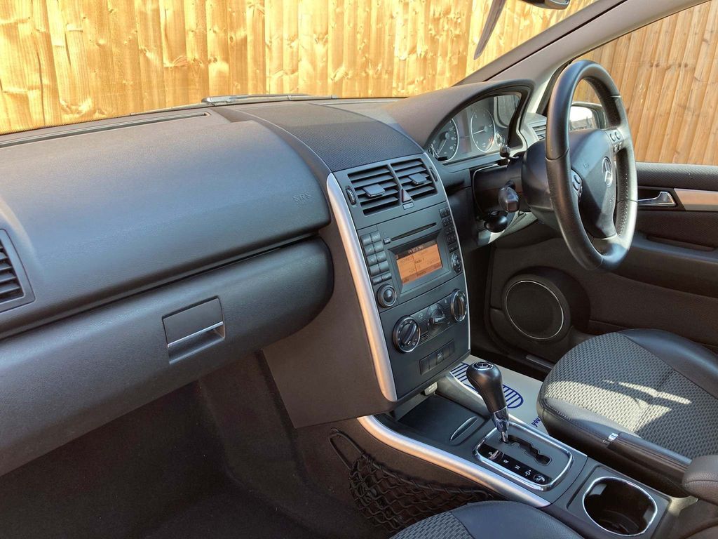 Used Mercedes-Benz A-Class 2012 for sale - 77161938: Photo 37