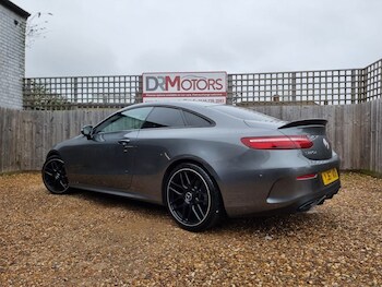 Used Mercedes-Benz E Class 2017 for sale - 77394600: Photo