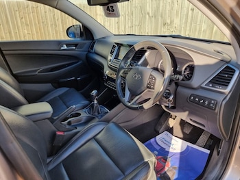 Used Hyundai TUCSON 2016 for sale - 76119282: Photo