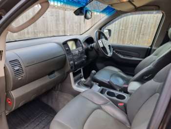 Used Nissan Navara 2015 for sale - 75047405: Photo