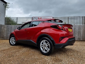 Used Toyota C-HR 2022 for sale - 78943801: Photo