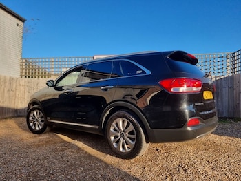 Used Kia Sorento 2017 for sale - 76547013: Photo