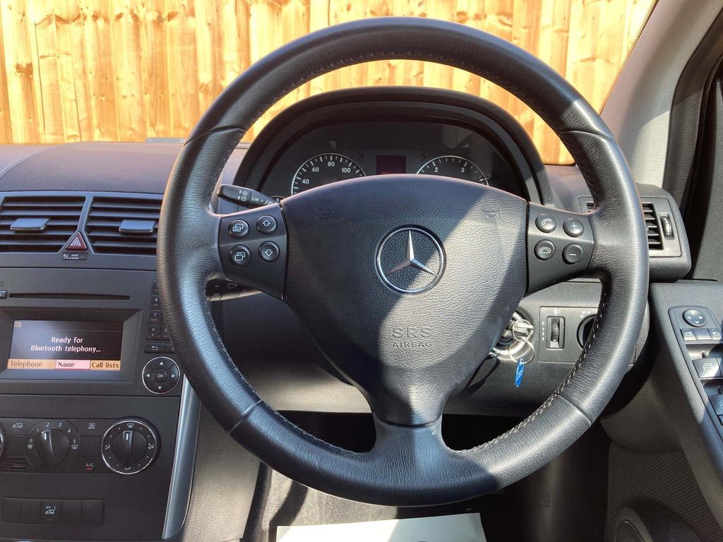 Used Mercedes-Benz A-Class 2012 for sale - 76848453: Photo 10