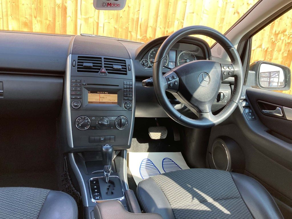 Used Mercedes-Benz A-Class 2012 for sale - 76848453: Photo 23