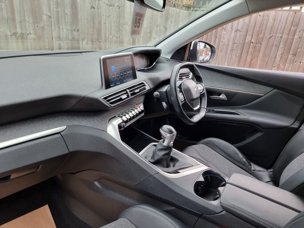 Used Peugeot 3008 2019 for sale - 77976652: Photo 17