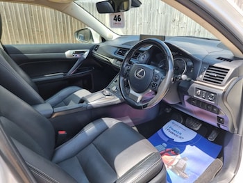 Used Lexus CT 2017 for sale - 78702096: Photo