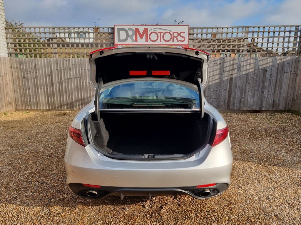 Used Alfa Romeo Giulia 2018 for sale - 77200166: Photo 36