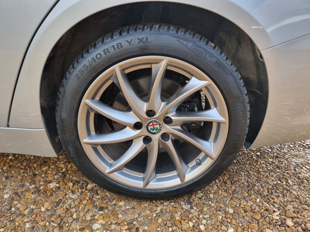 Used Alfa Romeo Giulia 2018 for sale - 77200166: Photo 39