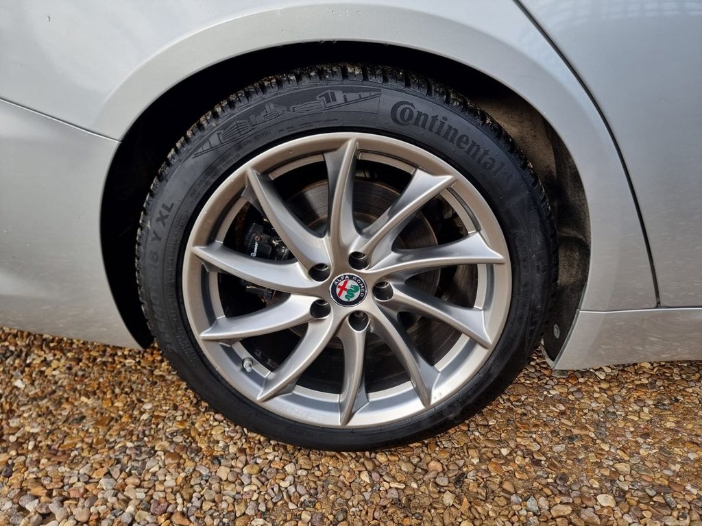 Used Alfa Romeo Giulia 2018 for sale - 77200166: Photo 41
