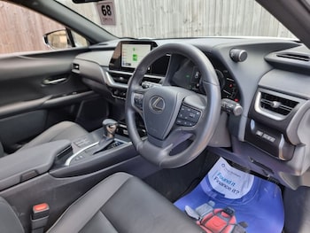 Used Lexus UX 2023 for sale - 78828785: Photo
