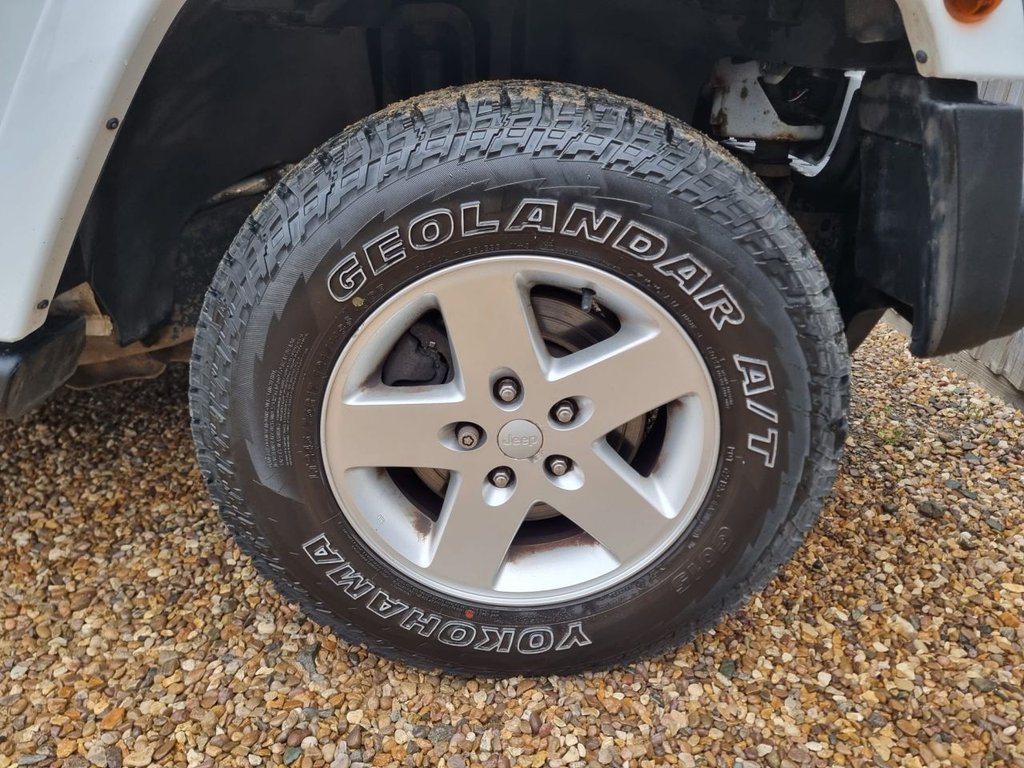 Used Jeep Wrangler 2014 for sale - 77631831: Photo 41