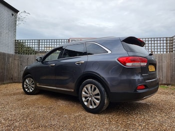 Used Kia Sorento 2017 for sale - 76118596: Photo