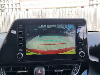Used Toyota C-HR 2023 for sale - 78974973: Photo