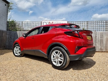 Used Toyota C-HR 2023 for sale - 78974973: Photo
