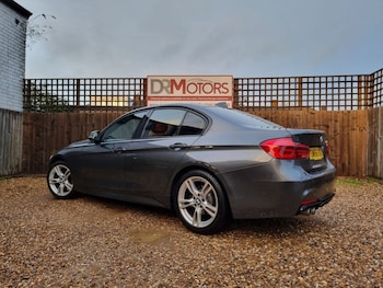 Used BMW 3 Series 2016 for sale - 76590858: Photo