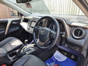 Used Toyota RAV4 2015 for sale - 78819014: Photo