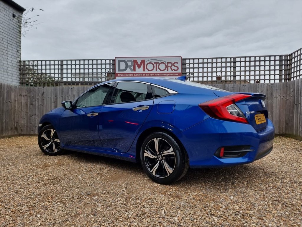 Used Honda Civic 2018 for sale - 77583727: Photo 4
