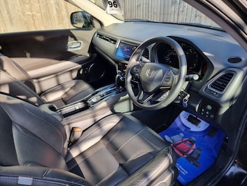 Used Honda HR-V 2018 for sale - 75765330: Photo