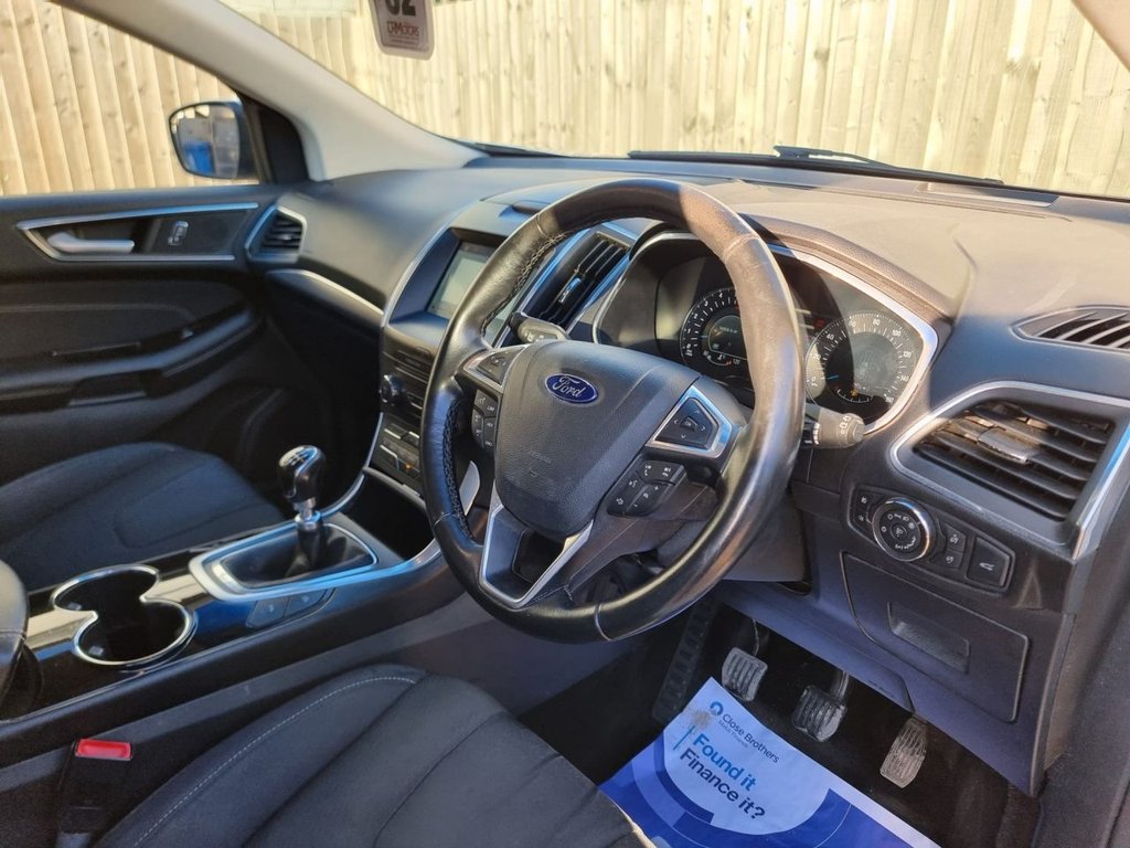 Used Ford Edge 2018 for sale - 76840899: Photo 2