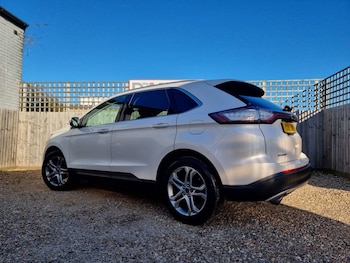 Used Ford Edge 2018 for sale - 76840899: Photo