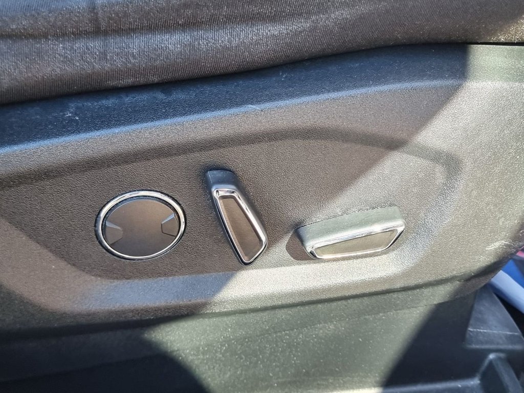 Used Ford Edge 2018 for sale - 76840899: Photo 9