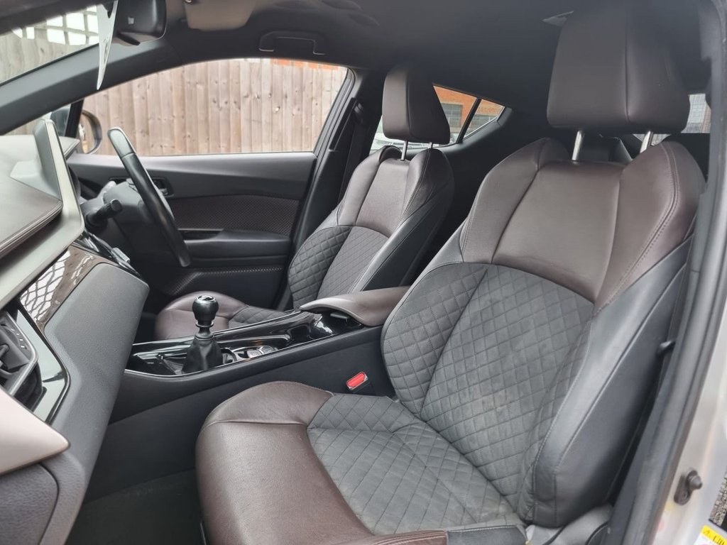 Used Toyota C-HR 2017 for sale - 77631816: Photo 28