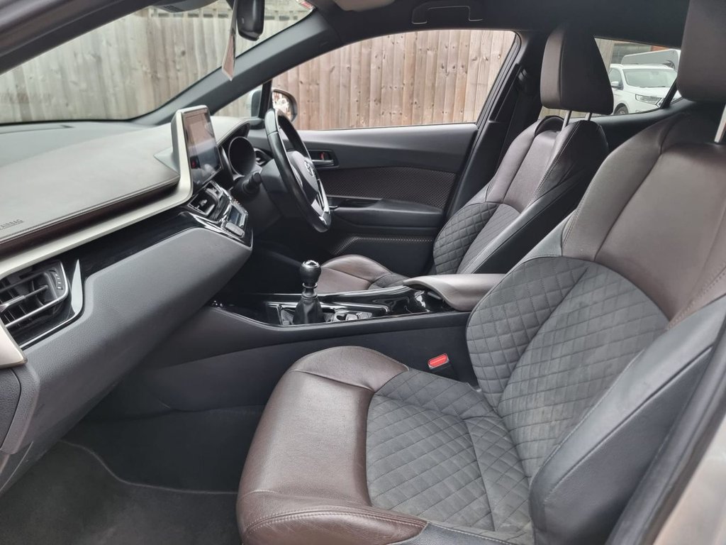 Used Toyota C-HR 2017 for sale - 77631816: Photo 32