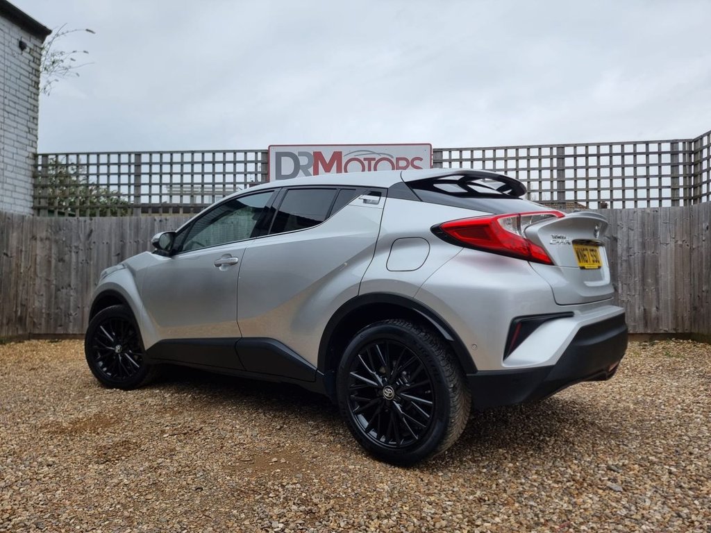 Used Toyota C-HR 2017 for sale - 77631816: Photo 4