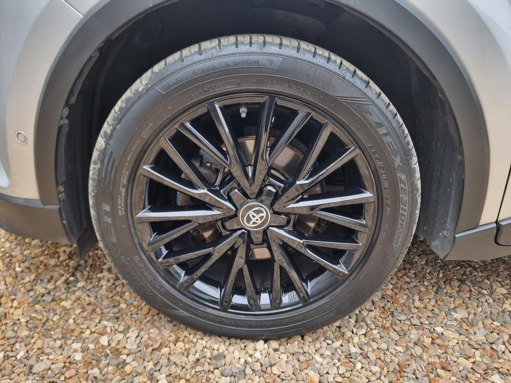 Used Toyota C-HR 2017 for sale - 77631816: Photo 42